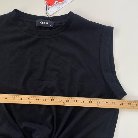 CIDER Women's Black Cropped Knotted Tie-Front Short Sleeve Tee XL New with Tags! - Picture 6 of 7